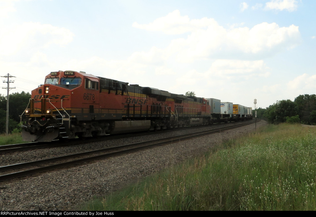 BNSF 6678 East